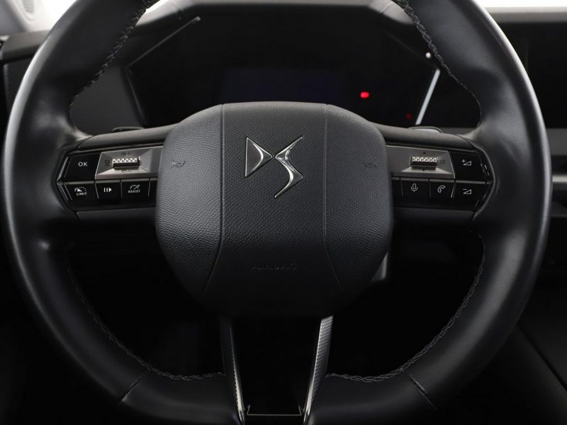 DS Automobiles DS 4 1.5 Blue-HDi Automat Trocadero Tempomat Nawigacja Grzane Fotele Kamera II (2021-)