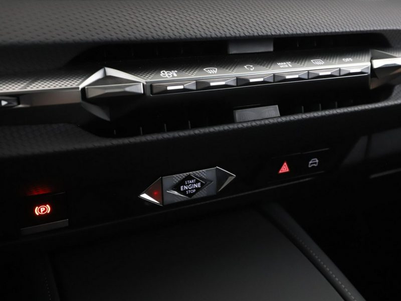 DS Automobiles DS 4 1.5 Blue-HDi Automat Trocadero Tempomat Nawigacja Grzane Fotele Kamera II (2021-)