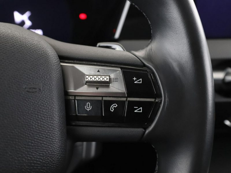 DS Automobiles DS 4 1.5 Blue-HDi Automat Trocadero Tempomat Nawigacja Grzane Fotele Kamera II (2021-)