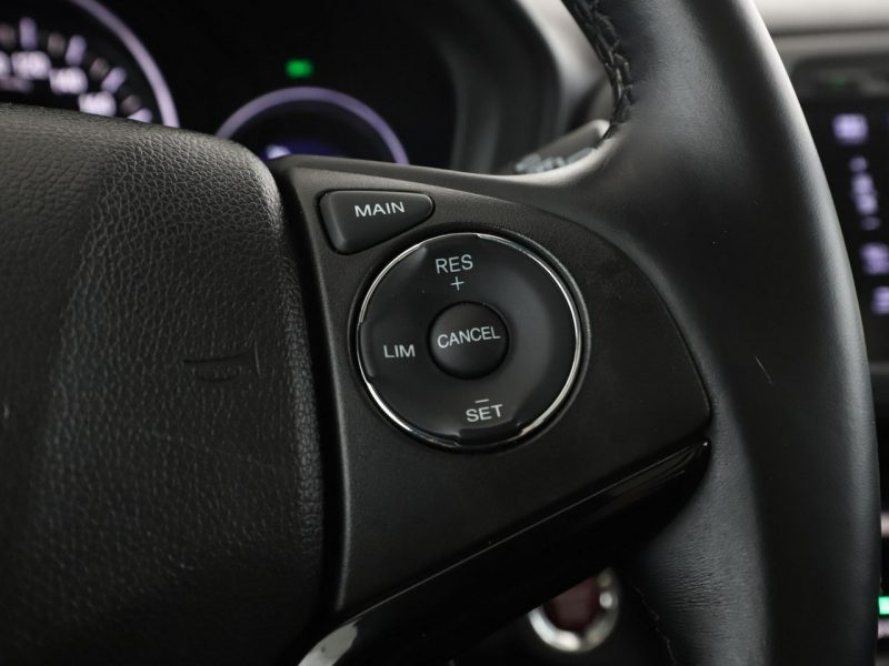 Honda HR-V 1.5 VTEC Executive Automat Panorama Navi Tempomat Grzane Fotele Kamera II (2015-2021)