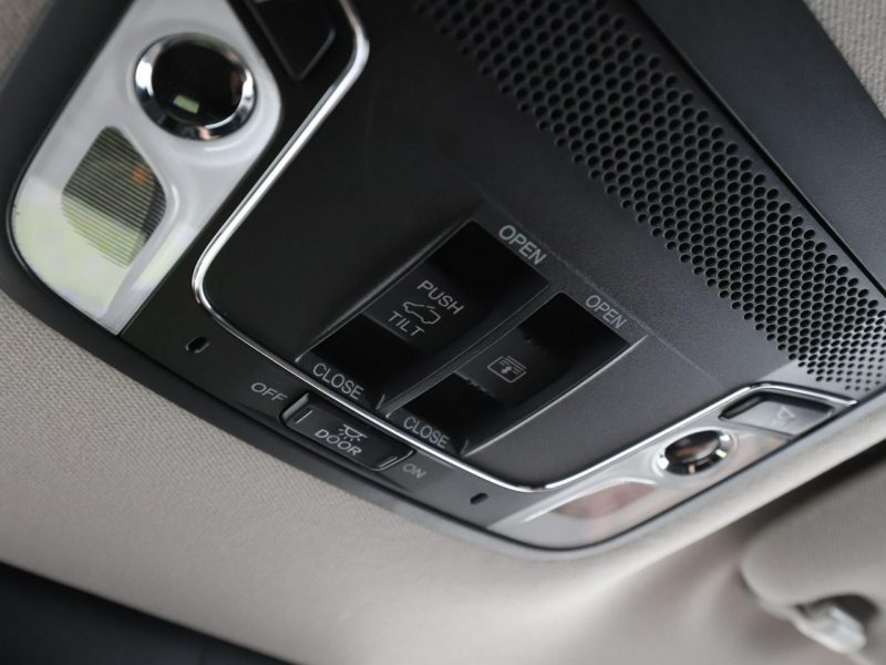Honda HR-V 1.5 VTEC Executive Automat Panorama Navi Tempomat Grzane Fotele Kamera II (2015-2021)