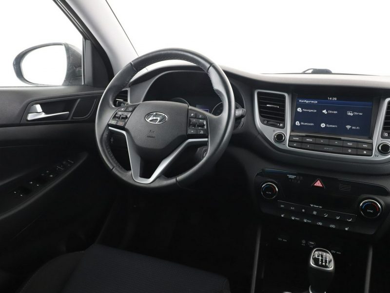 Hyundai Tucson grzane fotele navi PDC-kamera klima-auto tempomat III (2015-2020)
