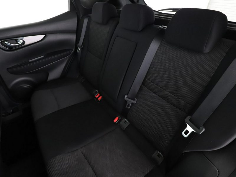 Nissan Qashqai navi klima auto panorama kamera i czujniki parkowania grzane fotele II (2013-2021)
