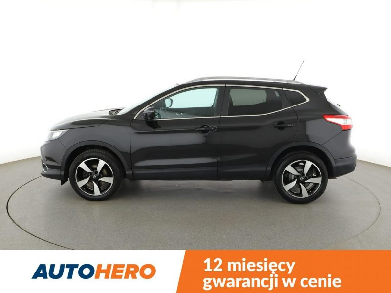 Nissan Qashqai navi klima auto panorama kamera i czujniki parkowania grzane fotele II (2013-2021)