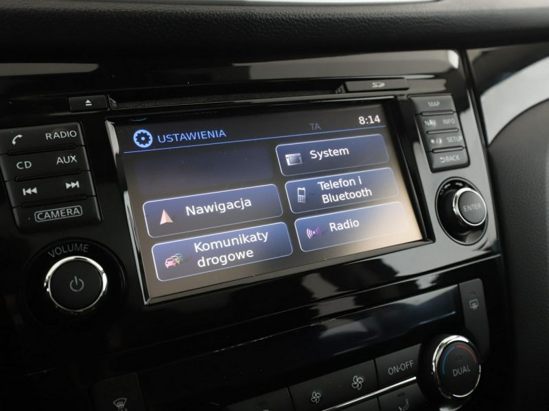 Nissan Qashqai navi klima auto panorama kamera i czujniki parkowania grzane fotele II (2013-2021)