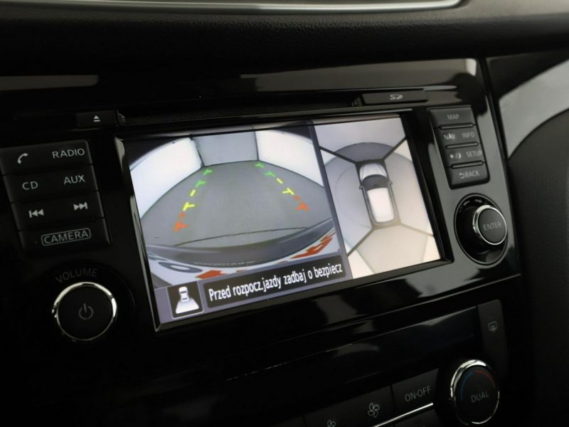 Nissan Qashqai navi klima auto panorama kamera i czujniki parkowania grzane fotele II (2013-2021)