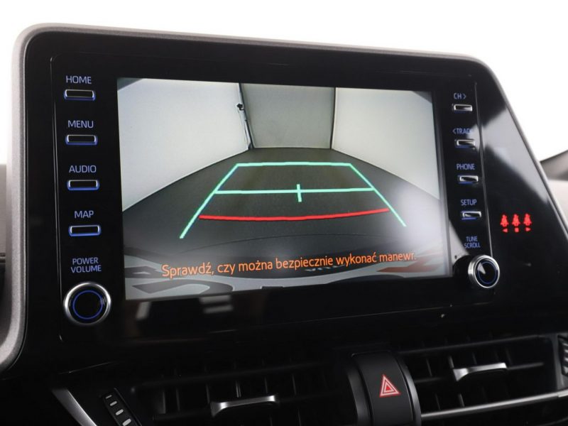 Toyota C-HR niski przebieg grzane fotele kamera tempomat