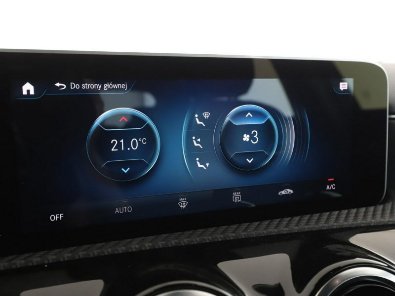 Mercedes A 180 automat navi grzane fotele klima auto czujniki parkowania W177 (2018-)