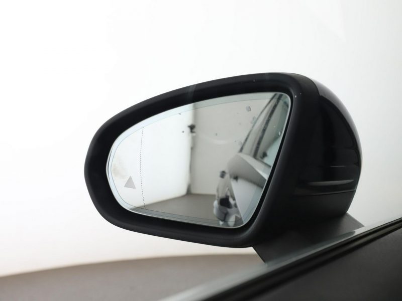 Mercedes A 180 automat navi grzane fotele klima auto czujniki parkowania W177 (2018-)