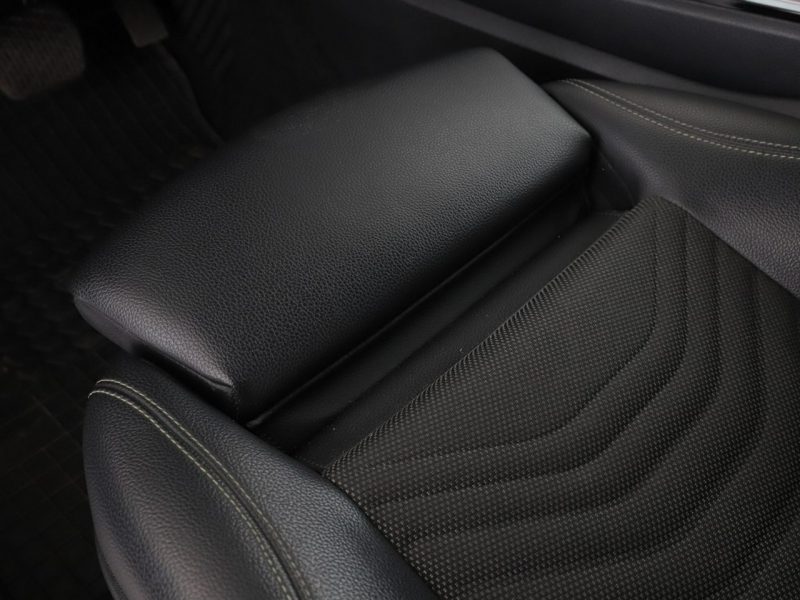 Mercedes A 180 automat navi grzane fotele klima auto czujniki parkowania W177 (2018-)