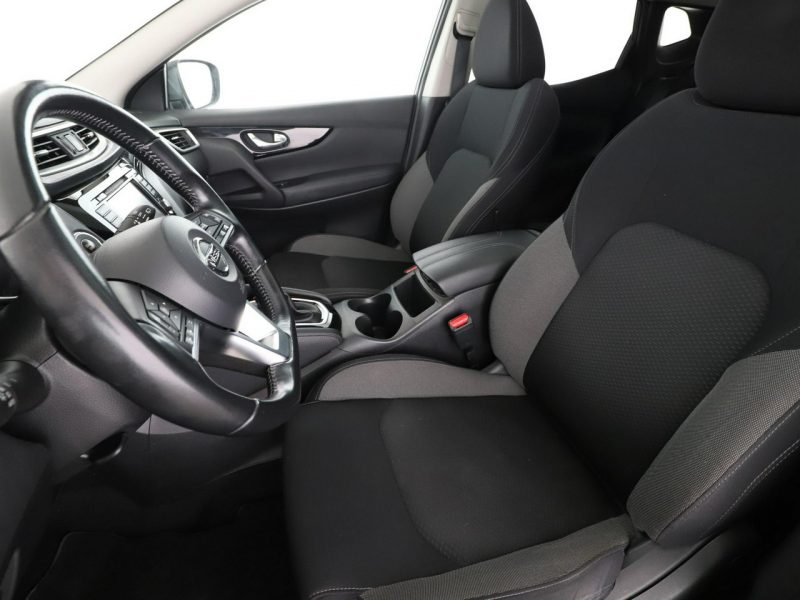 Nissan Qashqai N-Connecta automat navi kamera360 tempomat klima-auto II (2013-2021)