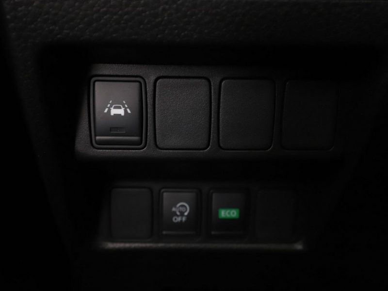 Nissan Qashqai N-Connecta automat navi kamera360 tempomat klima-auto II (2013-2021)