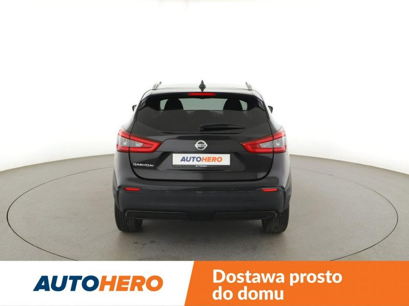 Nissan Qashqai N-Connecta automat navi kamera360 tempomat klima-auto II (2013-2021)