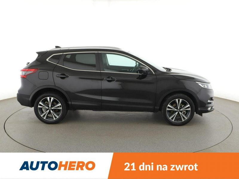 Nissan Qashqai N-Connecta automat navi kamera360 tempomat klima-auto II (2013-2021)