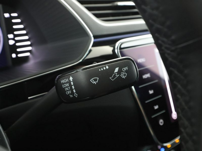Škoda Superb L&K PHEV Climatronic Navi ACC Grzane El.Fotele Skóra Canton Kam360 LED III (2015-2023)