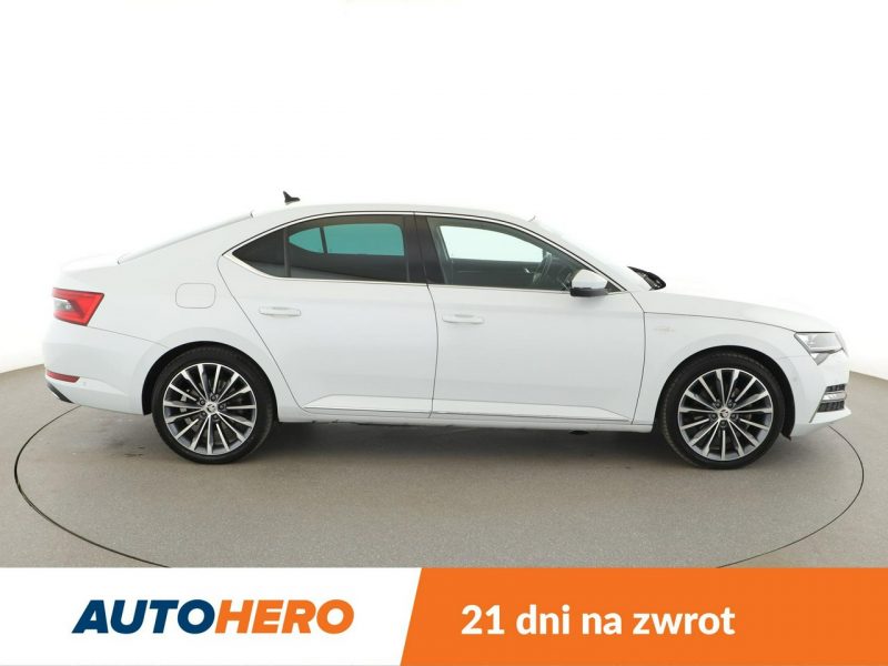 Škoda Superb L&K PHEV Climatronic Navi ACC Grzane El.Fotele Skóra Canton Kam360 LED III (2015-2023)