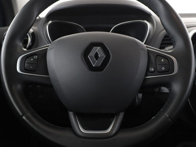 Renault Captur full LED navi klima auto kamera i czujniki parkowania II (2019-)