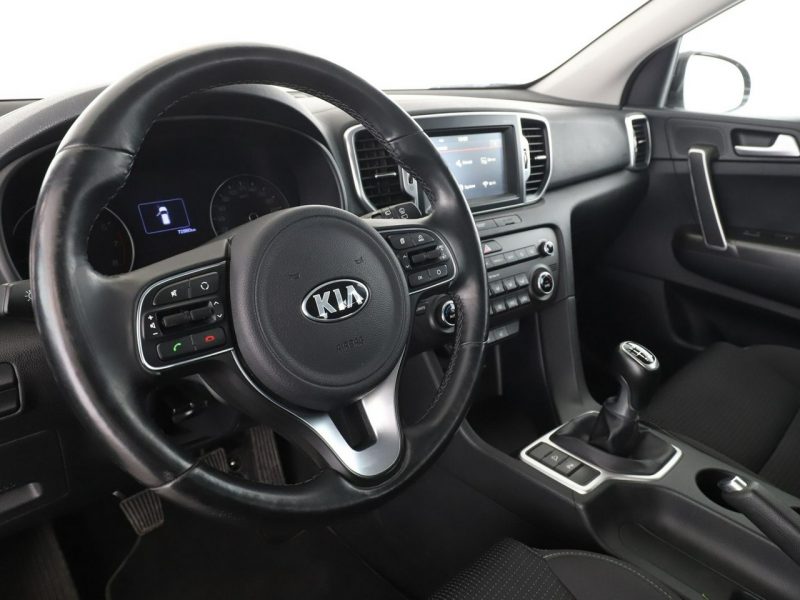 Kia Sportage Navi klima auto grzane fotele i kierownica kamera i czujniki parkowani IV (2016-2021)