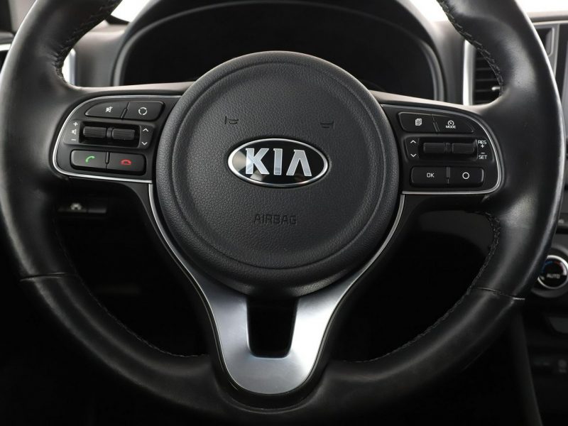 Kia Sportage Navi klima auto grzane fotele i kierownica kamera i czujniki parkowani IV (2016-2021)