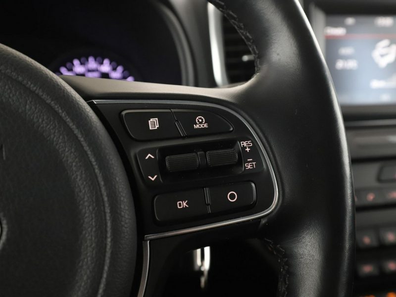 Kia Sportage Navi klima auto grzane fotele i kierownica kamera i czujniki parkowani IV (2016-2021)