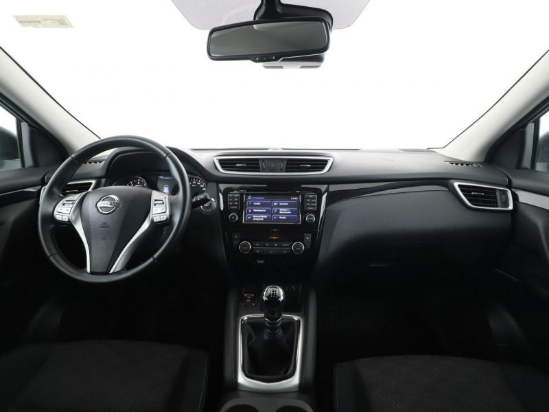Nissan Qashqai niski przebieg 360 navi grzane fotele kamera tempomat Bluetooth II (2013-2021)