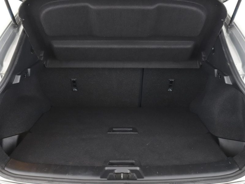 Nissan Qashqai niski przebieg 360 navi grzane fotele kamera tempomat Bluetooth II (2013-2021)
