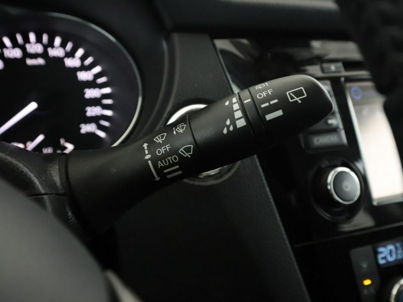 Nissan Qashqai niski przebieg 360 navi grzane fotele kamera tempomat Bluetooth II (2013-2021)