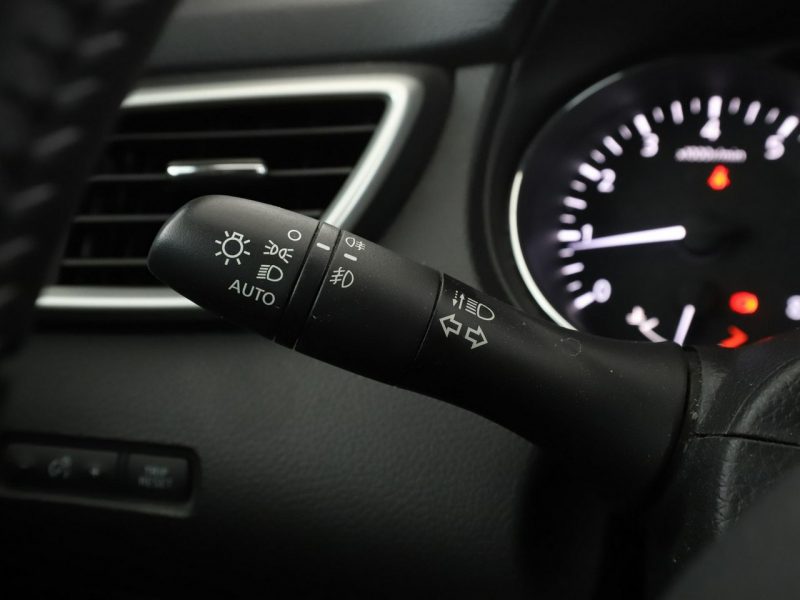 Nissan Qashqai niski przebieg 360 navi grzane fotele kamera tempomat Bluetooth II (2013-2021)