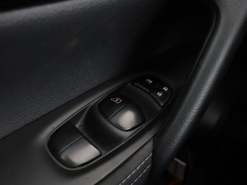 Nissan Qashqai niski przebieg 360 navi grzane fotele kamera tempomat Bluetooth II (2013-2021)
