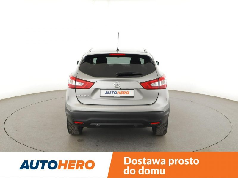 Nissan Qashqai niski przebieg 360 navi grzane fotele kamera tempomat Bluetooth II (2013-2021)