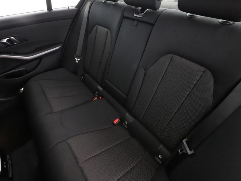 BMW 330 FV23% PHEV full LED navi virtual cocpit czujniki parkowania G20 (2019-)