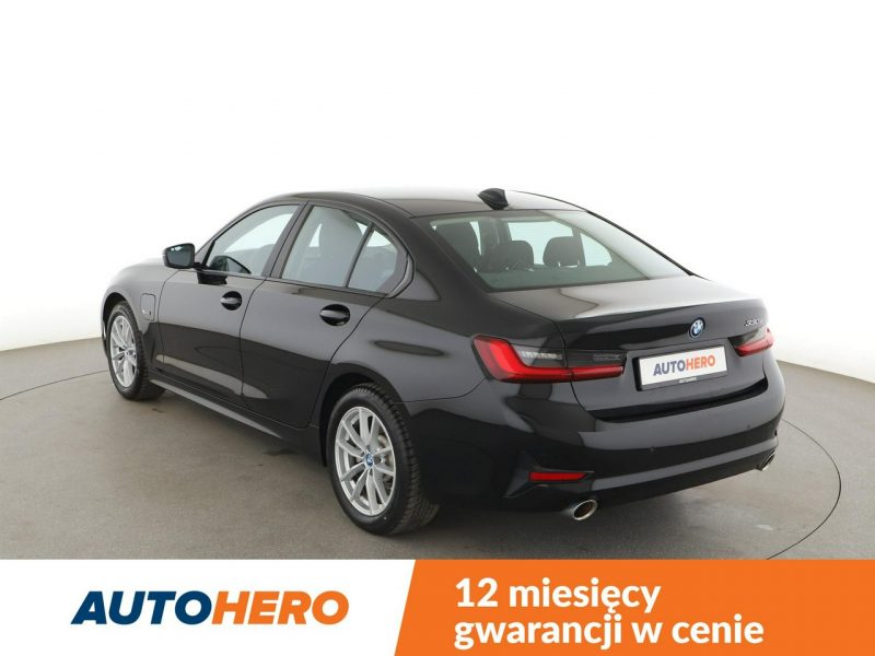 BMW 330 FV23% PHEV full LED navi virtual cocpit czujniki parkowania G20 (2019-)