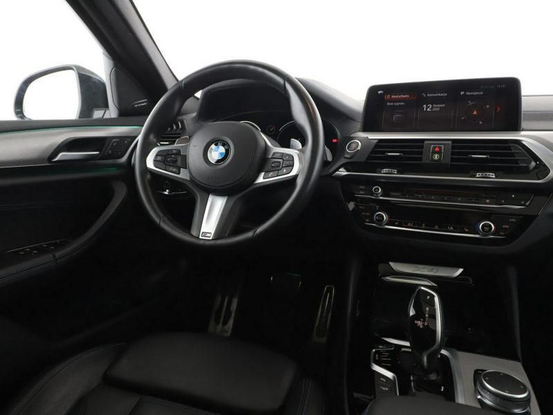 BMW X4 4x4 automat full LED skóra navi virtual cocpit panorama kamery G02 (2018-)