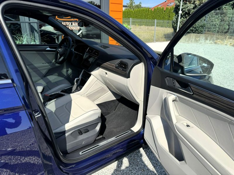 Volkswagen Tiguan R-Line, Kamera 360, Podgrzewane wentylowane fotele, Panorama, Fender II (2016-2024)