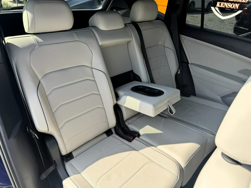 Volkswagen Tiguan R-Line, Kamera 360, Podgrzewane wentylowane fotele, Panorama, Fender II (2016-2024)