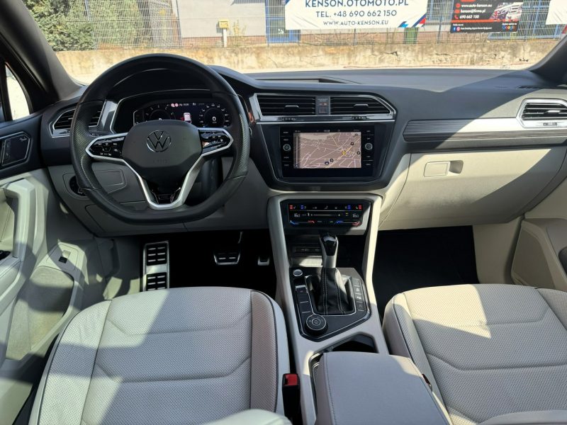 Volkswagen Tiguan R-Line, Kamera 360, Podgrzewane wentylowane fotele, Panorama, Fender II (2016-2024)