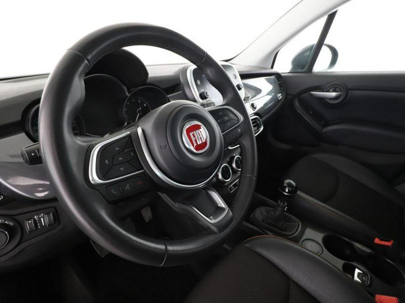 Fiat 500x Navi klima auto półskóra czujniki parkowania