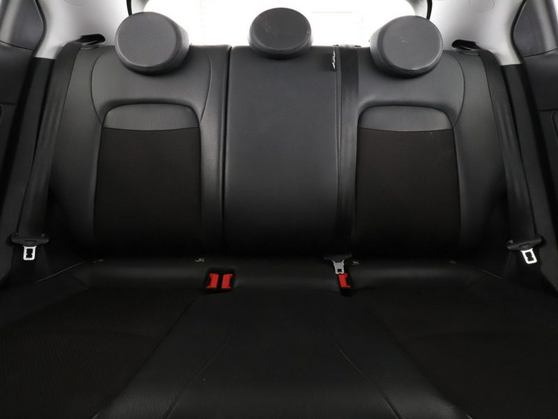 Fiat 500x Navi klima auto półskóra czujniki parkowania