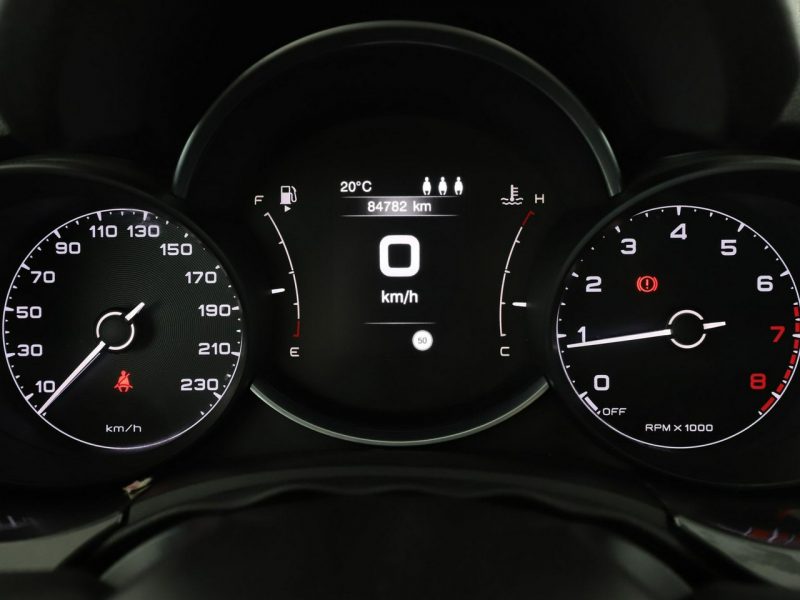 Fiat 500x Navi klima auto półskóra czujniki parkowania