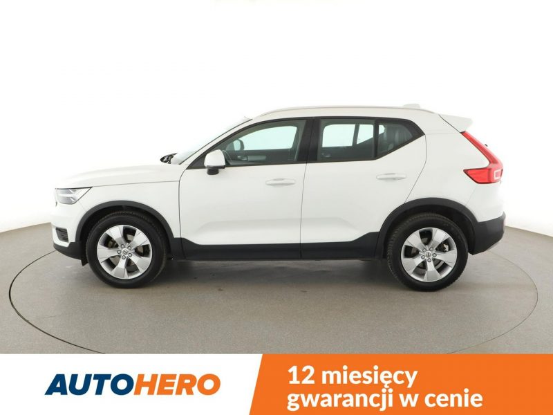 Volvo XC 40 Momentum navi kamera półskóra tempomat