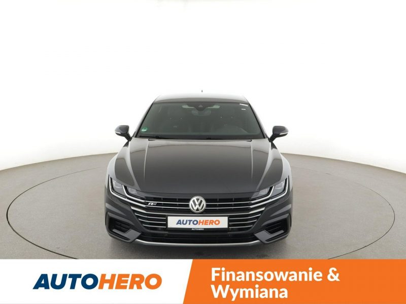 Volkswagen Arteon 4x4 DSG matrix LED virtual cocpit skóra/alcantara navi kamera