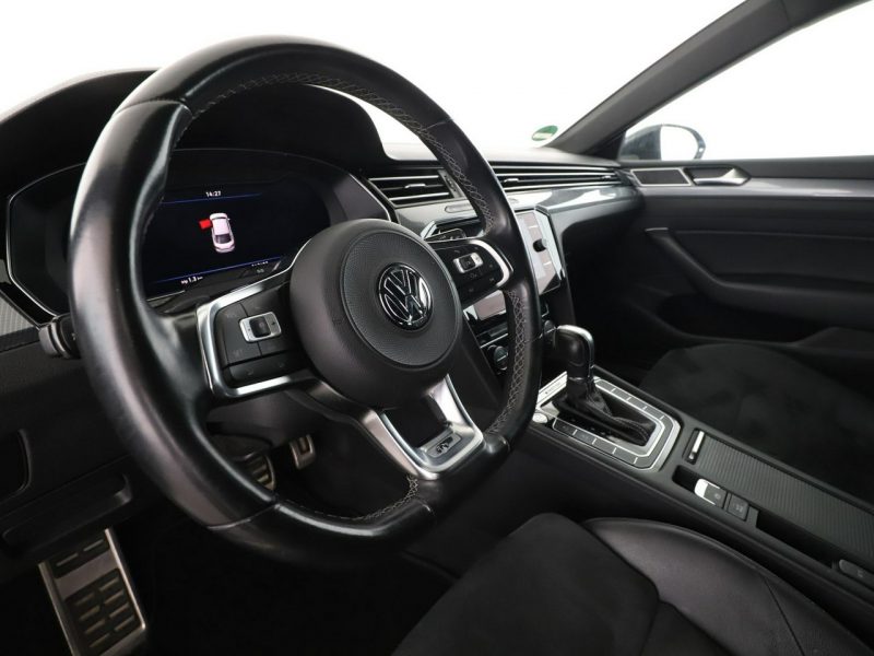 Volkswagen Arteon 4x4 DSG matrix LED virtual cocpit skóra/alcantara navi kamera