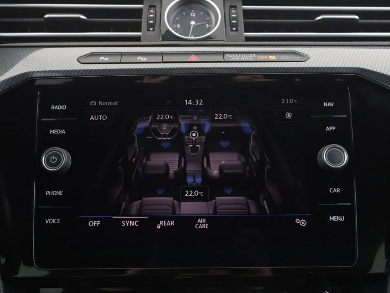 Volkswagen Arteon 4x4 DSG matrix LED virtual cocpit skóra/alcantara navi kamera
