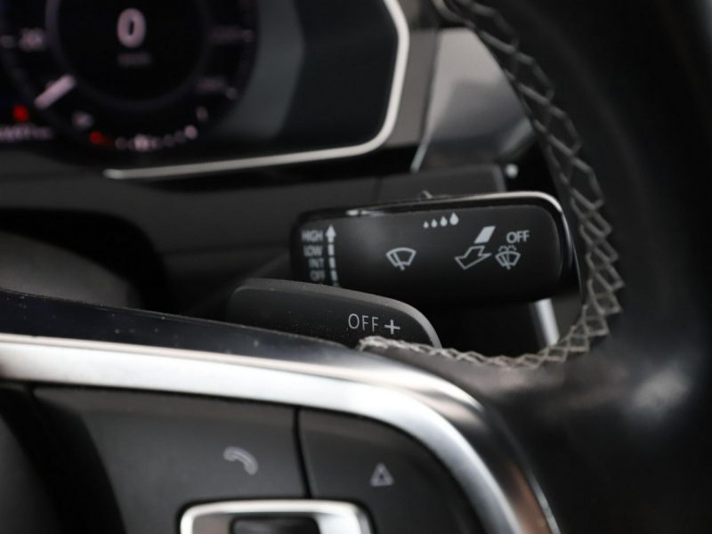 Volkswagen Arteon 4x4 DSG matrix LED virtual cocpit skóra/alcantara navi kamera