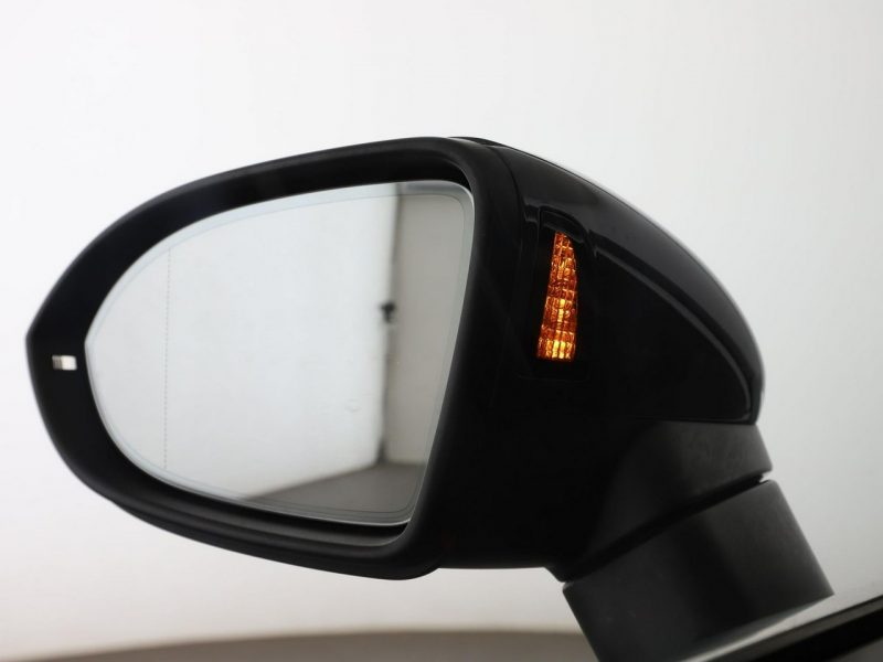 Volkswagen Arteon 4x4 DSG matrix LED virtual cocpit skóra/alcantara navi kamera