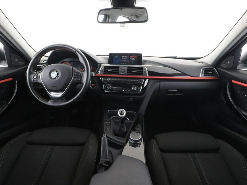 BMW 320 FULL LED klima auto grzane fotele harman/kardon hak PDC F30/F31 (2012-)
