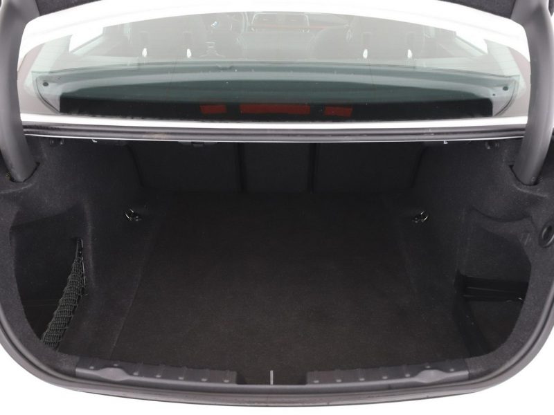 BMW 320 FULL LED klima auto grzane fotele harman/kardon hak PDC F30/F31 (2012-)
