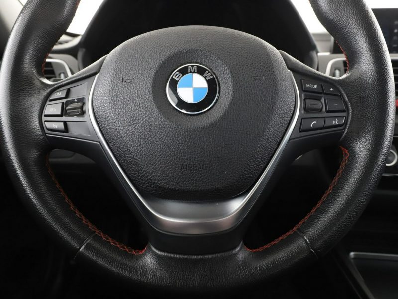 BMW 320 FULL LED klima auto grzane fotele harman/kardon hak PDC F30/F31 (2012-)