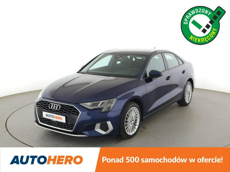 Audi A3 lift S-Tronic full LED klima auto navi virtual cocpit czujniki parkowa 8Y