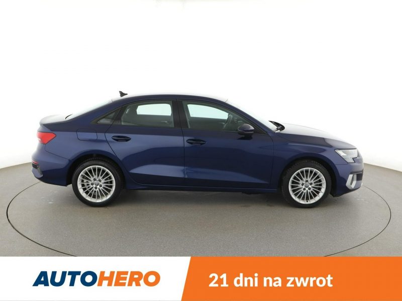 Audi A3 lift S-Tronic full LED klima auto navi virtual cocpit czujniki parkowa 8Y